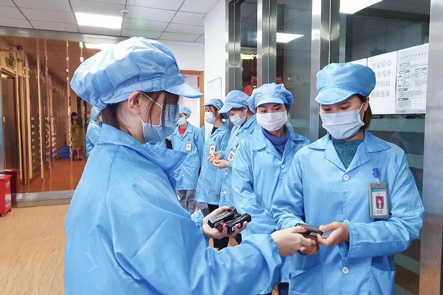 3.8女神節(jié)| MG不朽情緣物里送口紅來寵你!